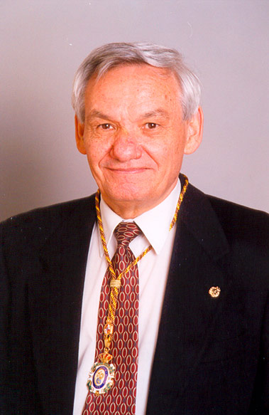 Fallece a los 90 años el catedrático e investigador cabreirés Amable Liñán, autoridad mundial en combustión