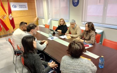 El PP recuerda que el Gobierno es quien puede modificar la norma para que colegios de Primaria puedan impartir 1º y 2º de la ESO como piden los padres