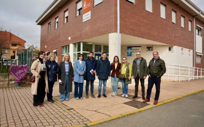 El PSOE defiende en Benavides reforzar la sanidad rural como clave para frenar la despoblación en la provincia
