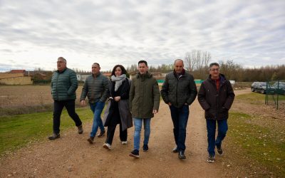 El PSOE denuncia retrasos en los regadíos del Canal de Villares y el cierre del consultorio de Vecilla de la Vega
