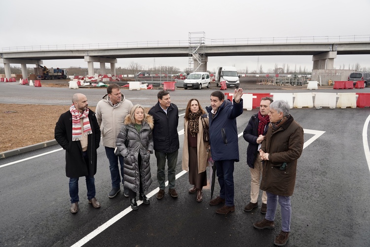 El PP compromete una nueva ampliación de 650.000 metros cuadrados en el polígono de Villadangos del Páramo