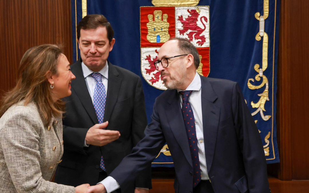 Junta y Azucarera acuerdan «fortalecer» las plantas de Toro, Benavente y Miranda y el impulso industrial de La Bañeza