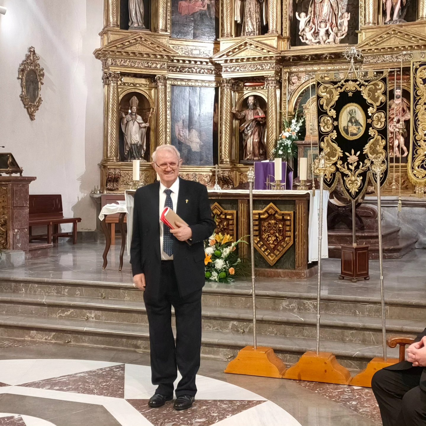Los orígenes del cristinanismo y la Pasión de Cristo marcan el pregón de la Semana Santa de La Bañeza