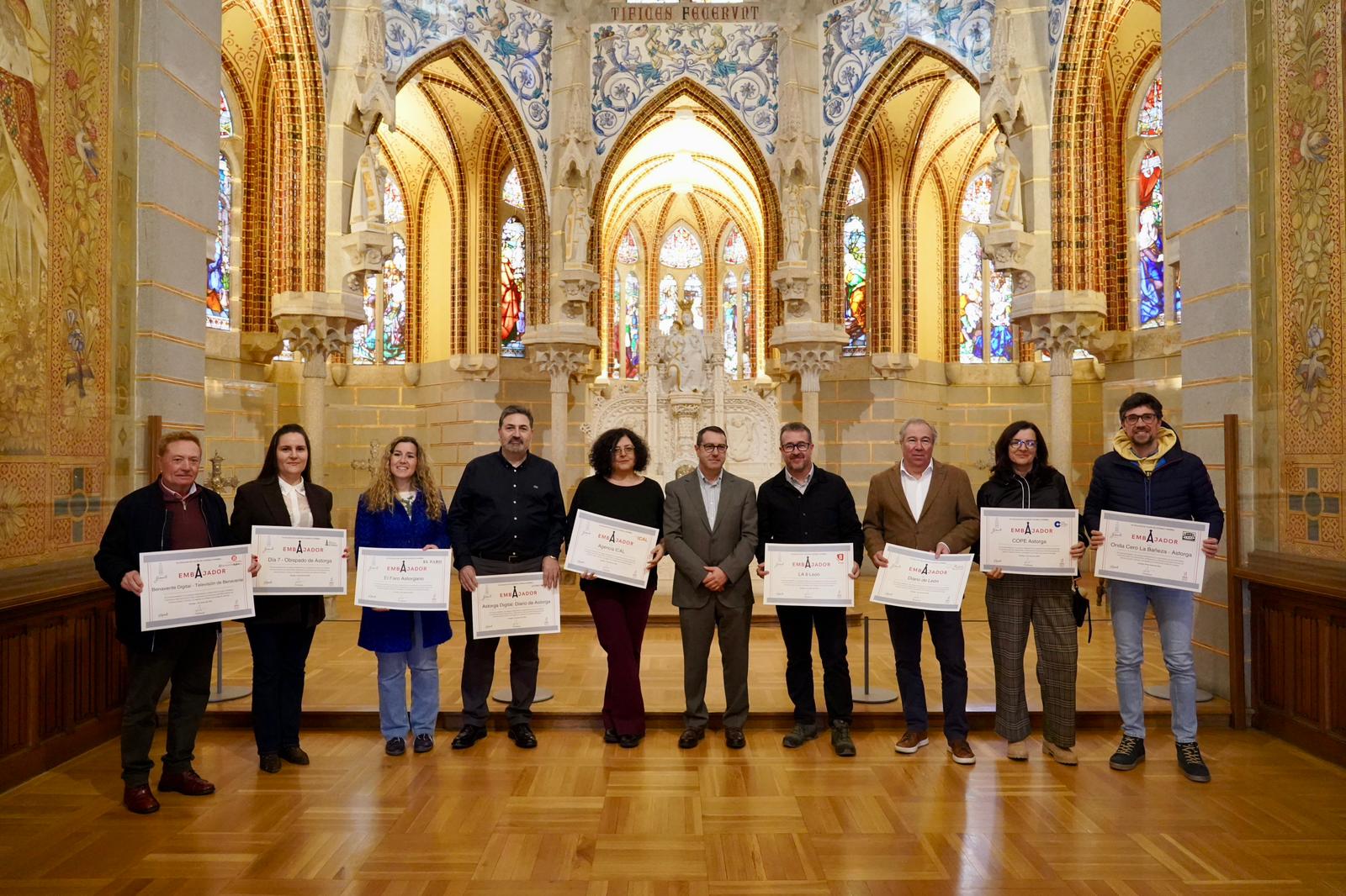 El Palacio de Gaudí nombra oficialmente Embajadores a los medios de comunicación en el Año del Centenario