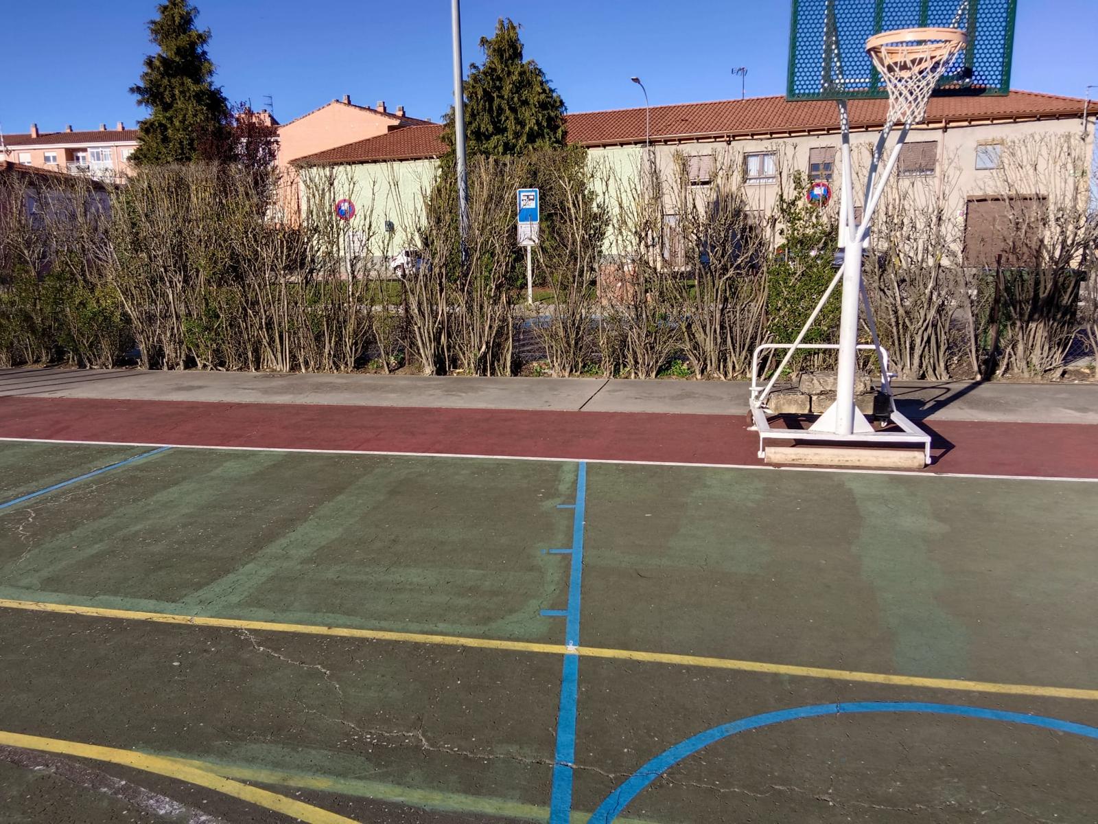 Santa María del Páramo licita el nuevo cerramiento del polideportivo municipal por más de 47.000 euros