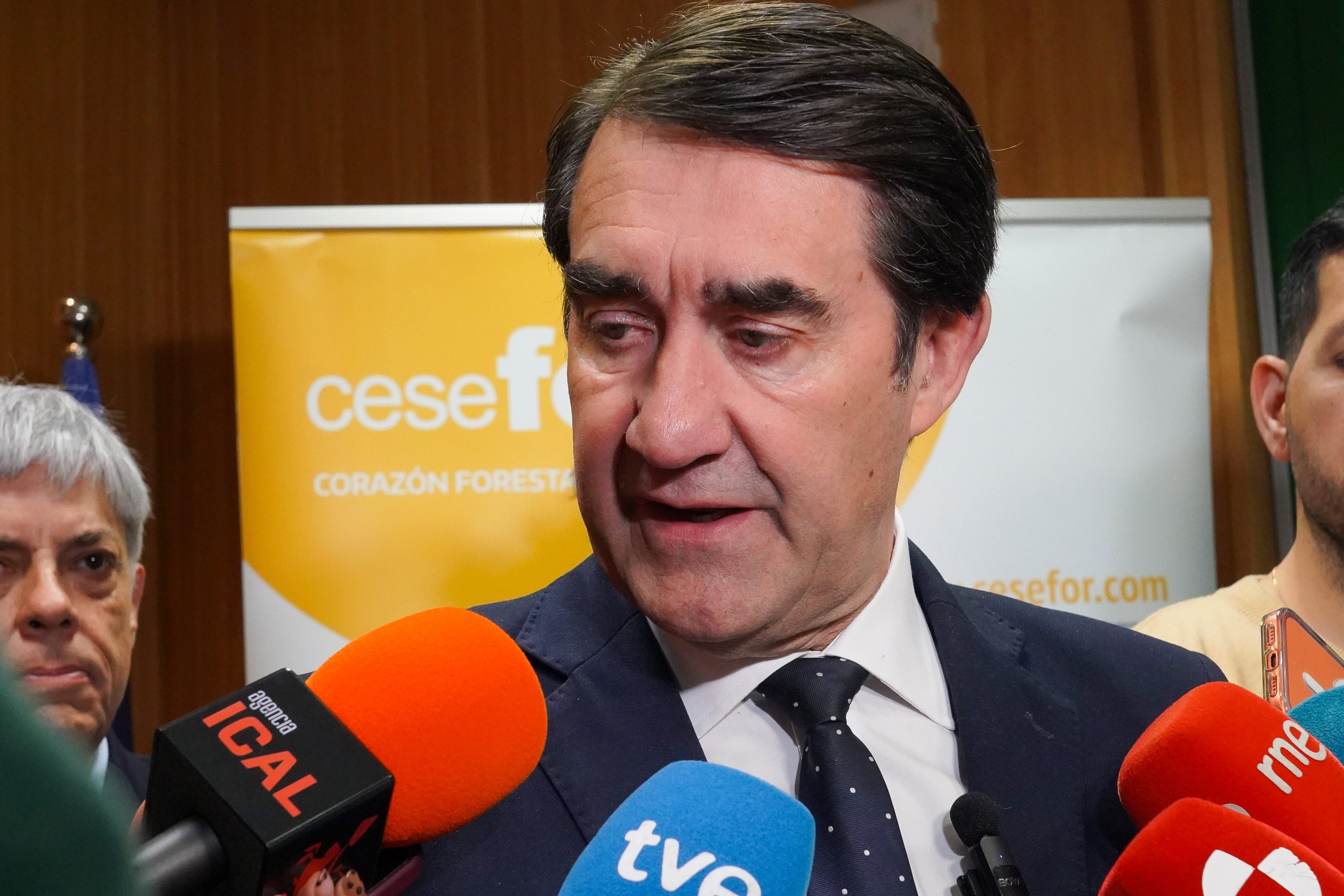 Suárez-Quiñones asegura que los medios del operativo contra incendios “se han multiplicado por más de dos” desde 2021