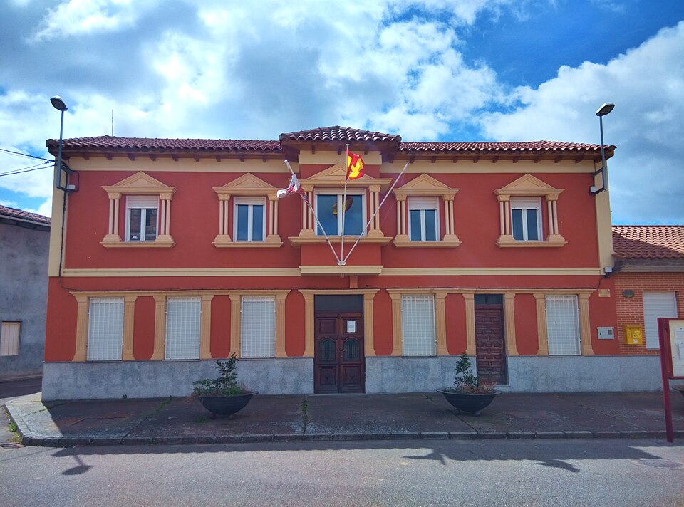 Quintana del Marco proyecta mejoras en accesos, calles y edificios municipales con una inversión cercana a 155.000 euros