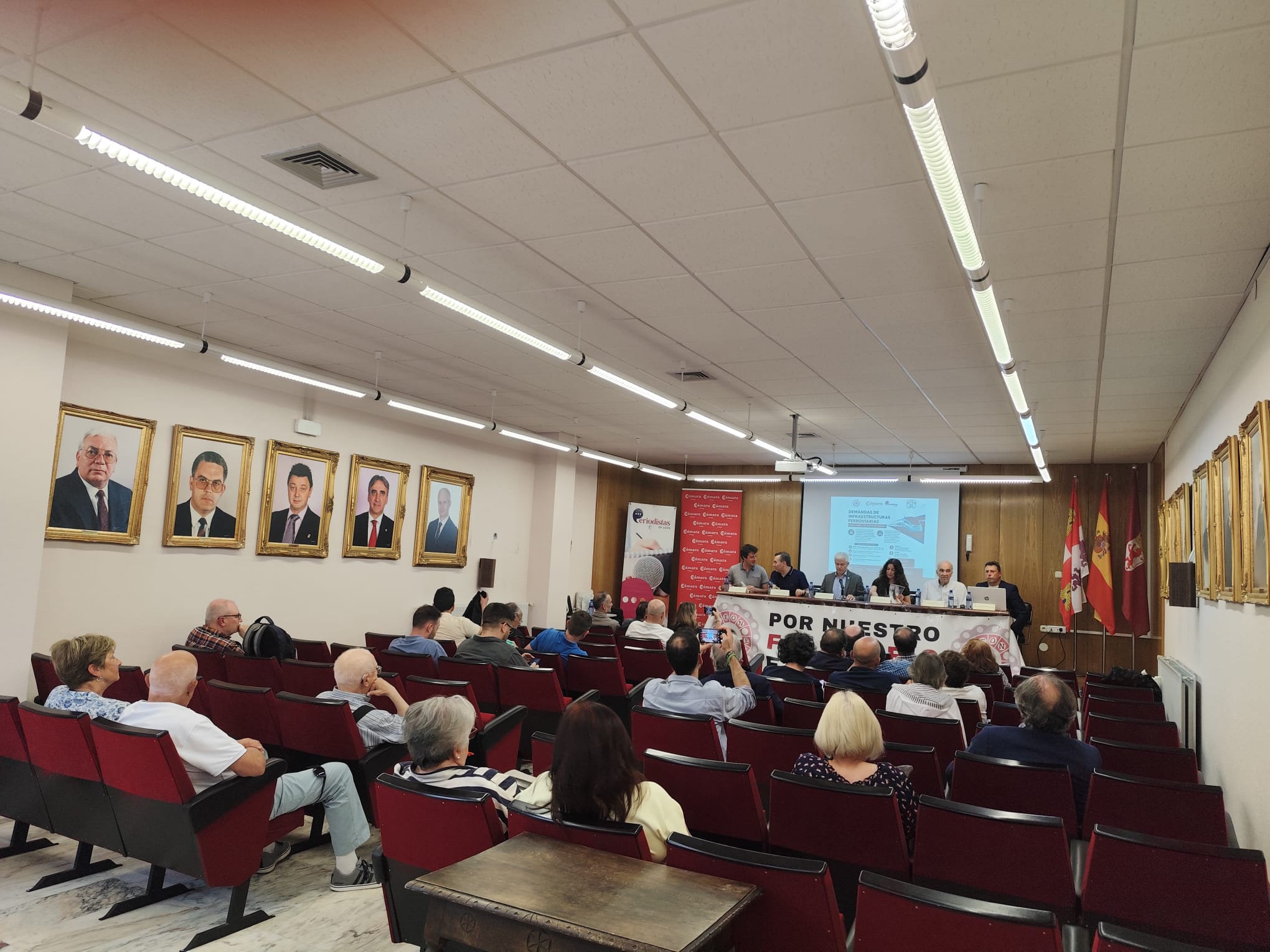 Astorga se reivindica en una jornada técnica como nudo ferroviario del noroeste de España