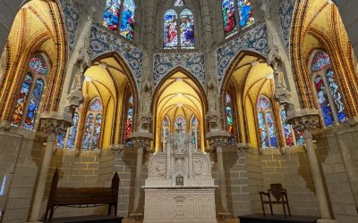 El Palacio de Gaudí ofrece la oportunidad de ver la faceta de diseñador de muebles del Gaudí durante este mes