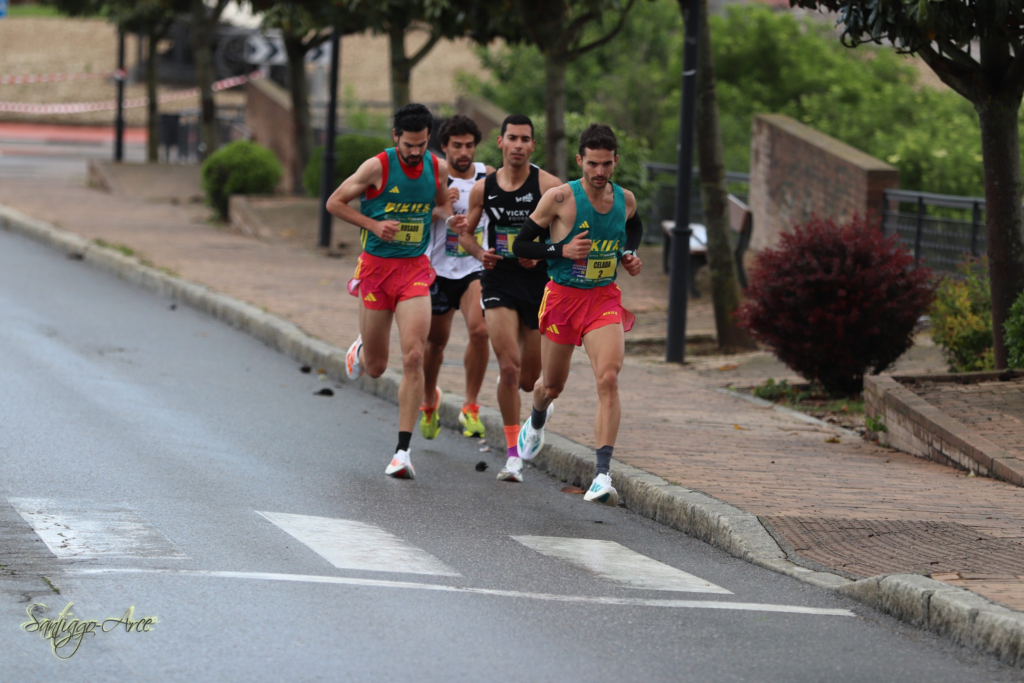 Raúl Celada y Kathy Tisalema lideran la 10K más multitudinaria de Astorga