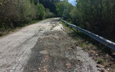 Truchas y Castrillo de Cabrera exigen a la Diputación el arreglo de las carreteras ante el estado crítico de la red provincial
