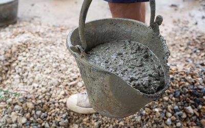 Las reparaciones urbanas de Astorga tendrán garantizado el suministro de hormigón hasta diciembre