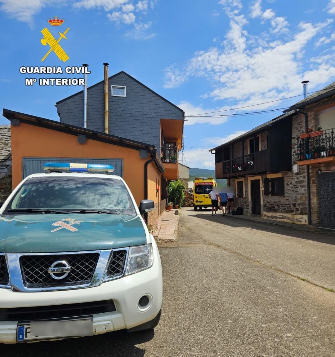 La Guardia Civil auxilia y rescata a una mujer lesionada en los Cañones del Górgora