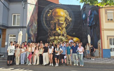 Del legado de los Panero a los murales de Art Aero Rap: los alumnos del Paula Montal unen poesía y arte urbano