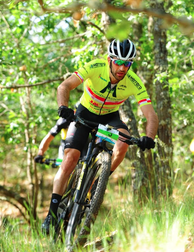 Jesús Ángel Díez se proclama subcampeón de España en el II Campeonato Nacional Militar de XCM