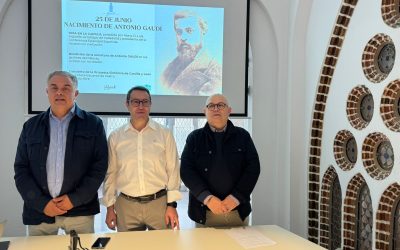 Carlos Núñez, la OSCyL y una nueva escultura centran el mes grande del Año Gaudí en Astorga