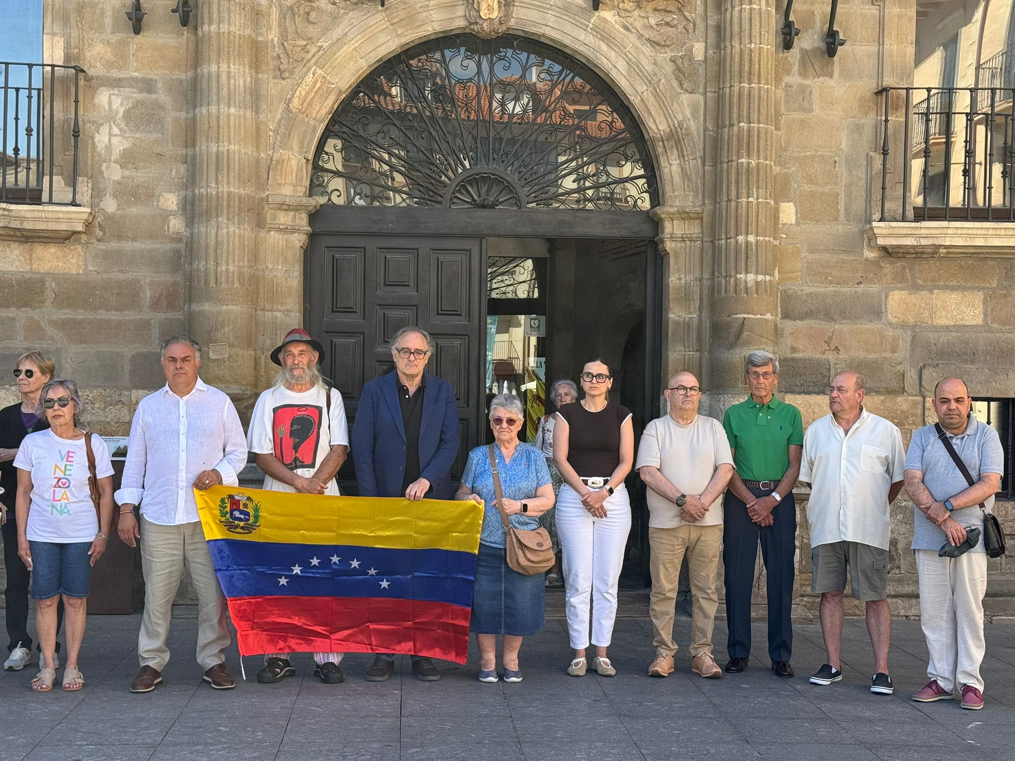 Astorga se suma al homenaje por las víctimas de los terremotos en Venezuela y Cáritas abre una campaña de ayuda
