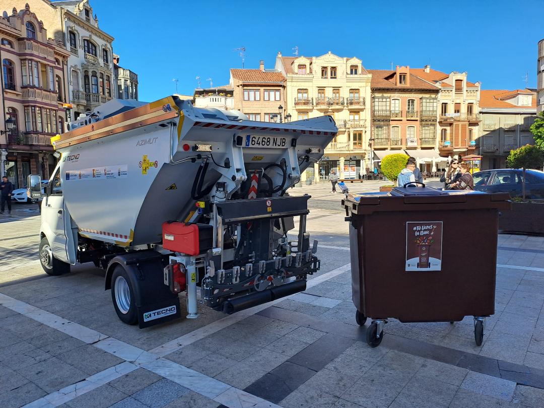 El ayuntamiento de La Bañeza anima a empresas y hogares a utilizar el contenedor marrón