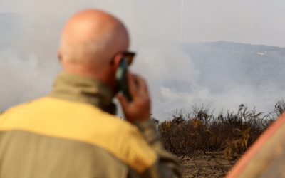 Descienden a nivel cero los incendios forestales de Murias de Ponjos y Quintela (León)