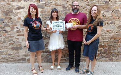 Tierras Quemadas recibe el impulso de colegios, familias y aficionados al motor para continuar la reforestación de la comarca