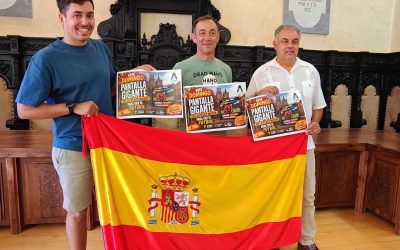 La Plaza Mayor de Astorga se prepara para vivir la final del Mundial con una pantalla gigante