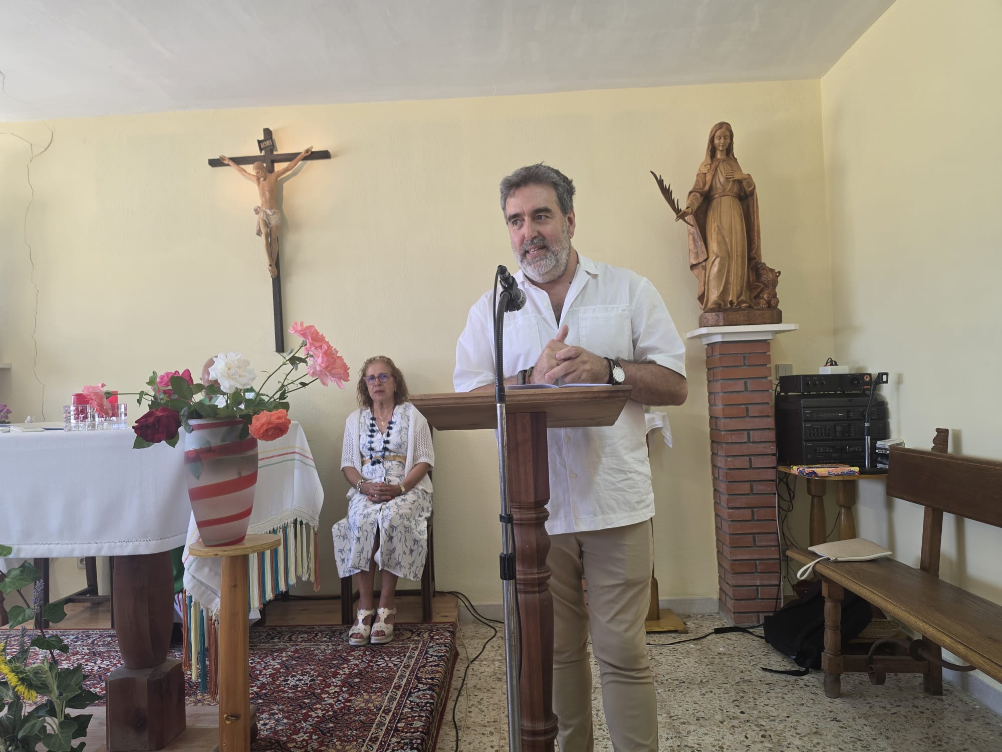 El barrio de El Polvorín de La Bañeza da inicio a sus fiestas en honor a Santa Marina con el pregón de Luis Javier Posada