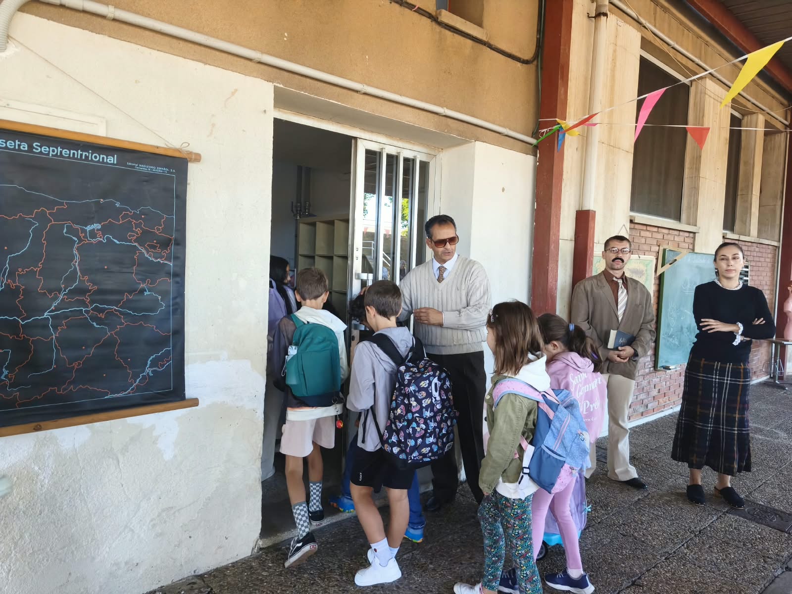 León inicia el curso escolar 2026-2027 con un incremento del alumnado y nuevos servicios educativos