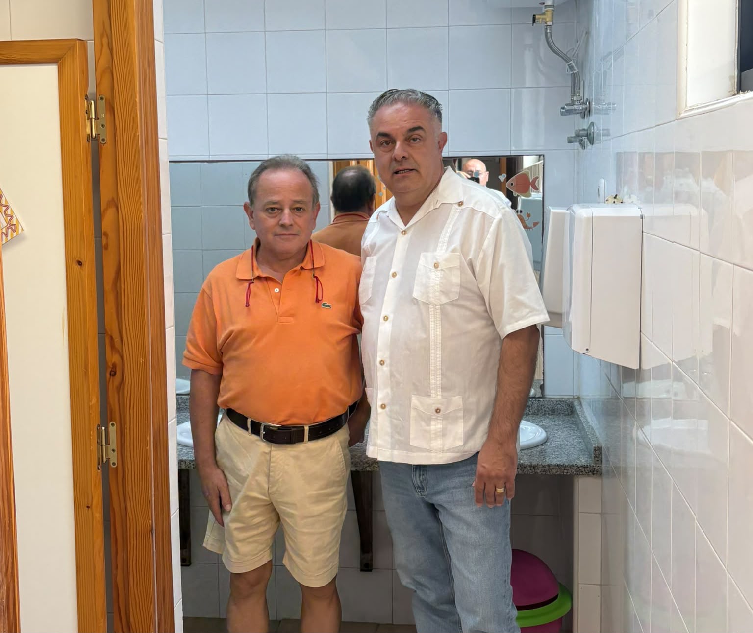 El Ayuntamiento de Astorga renueva los aseos del CEIP Santa Marta para mejorar la funcionalidad y el confort del centro