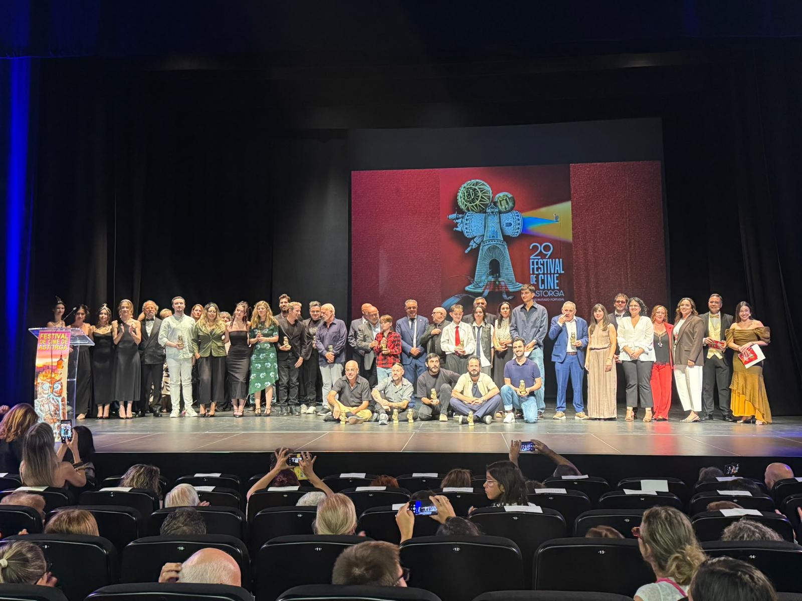 ‘Montecarlo 67’ triunfa en Astorga en la noche de Juan Echanove