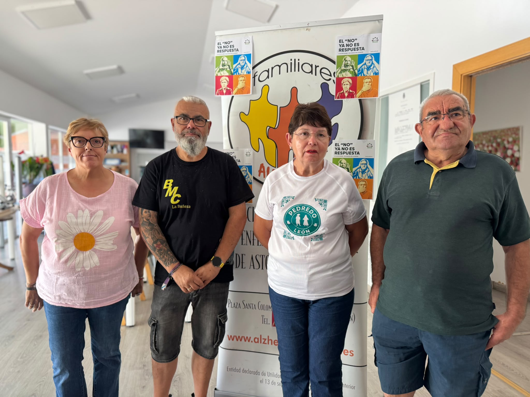 “Nos tienen que enseñar a vivir con ellos”: cuidar cuando el Alzheimer entra en casa