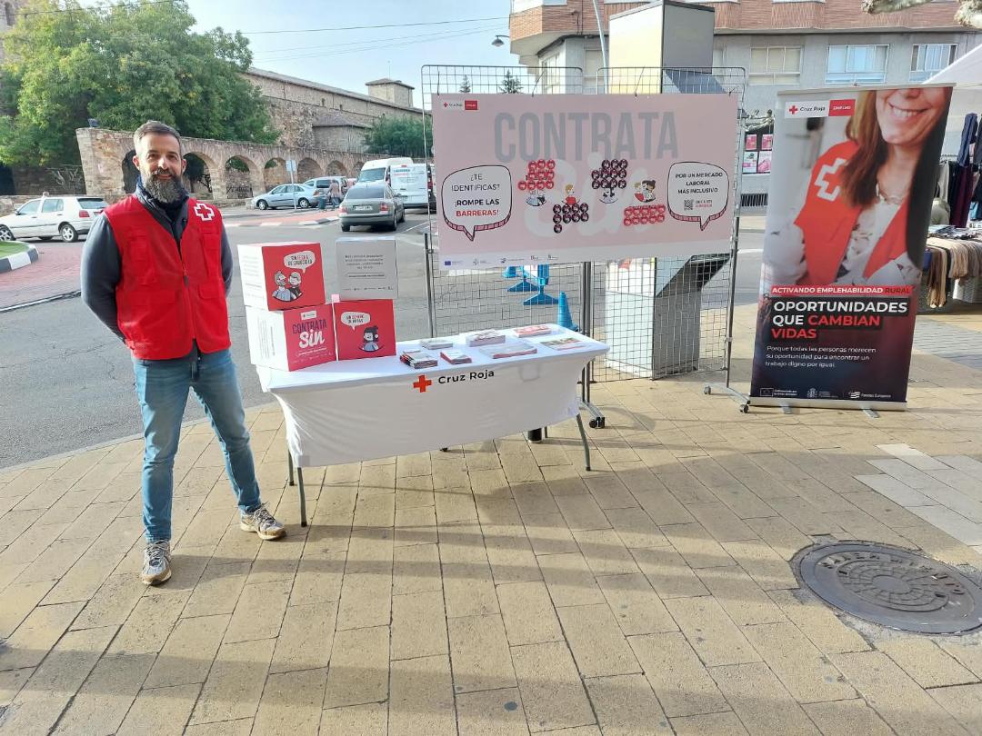 Cruz Roja promueve en Astorga un mercado laboral libre de prejuicios