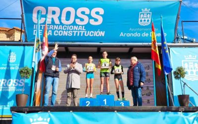 La joven astorgana Alicia Valtuille se corona campeona en la categoría sub12 del XL Cross Internacional de Aranda de Duero
