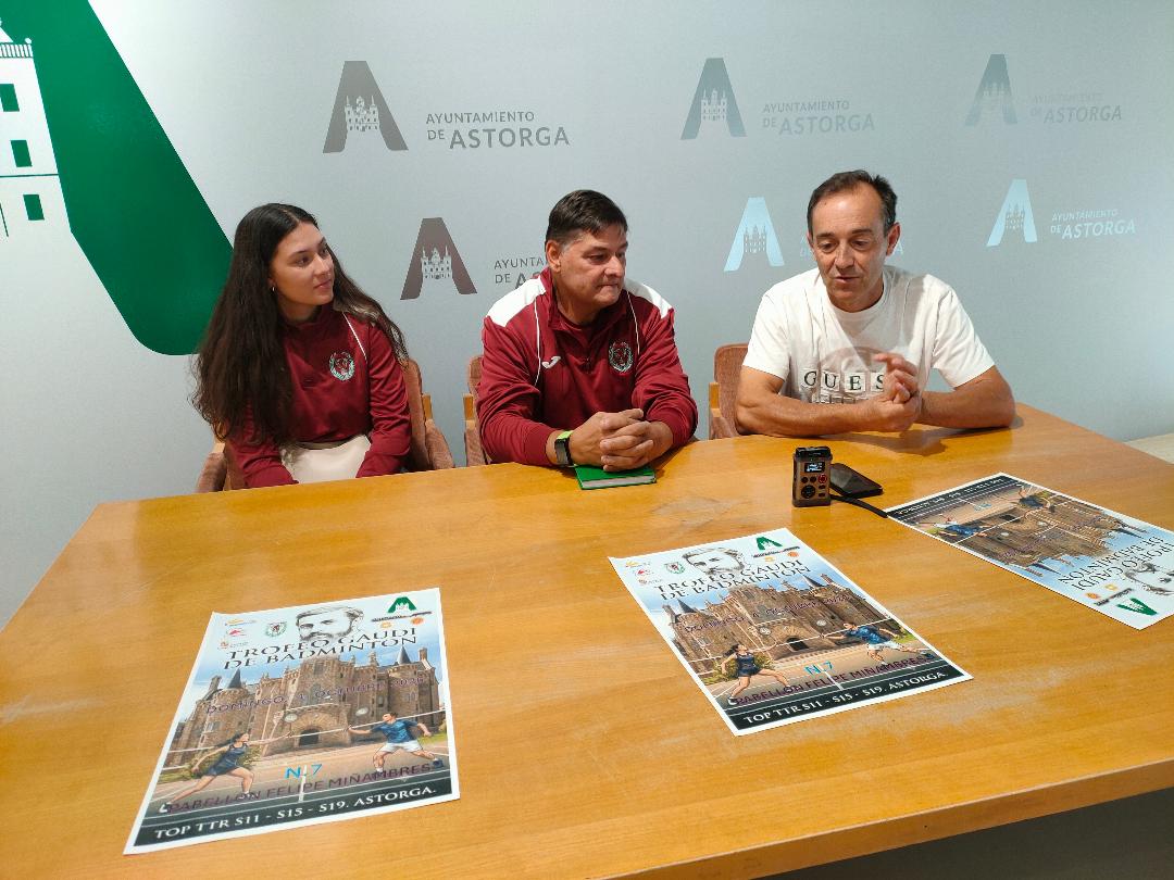 El Trofeo Gaudí de Bádminton concentra este domingo en Astorga a doce clubes del norte de España