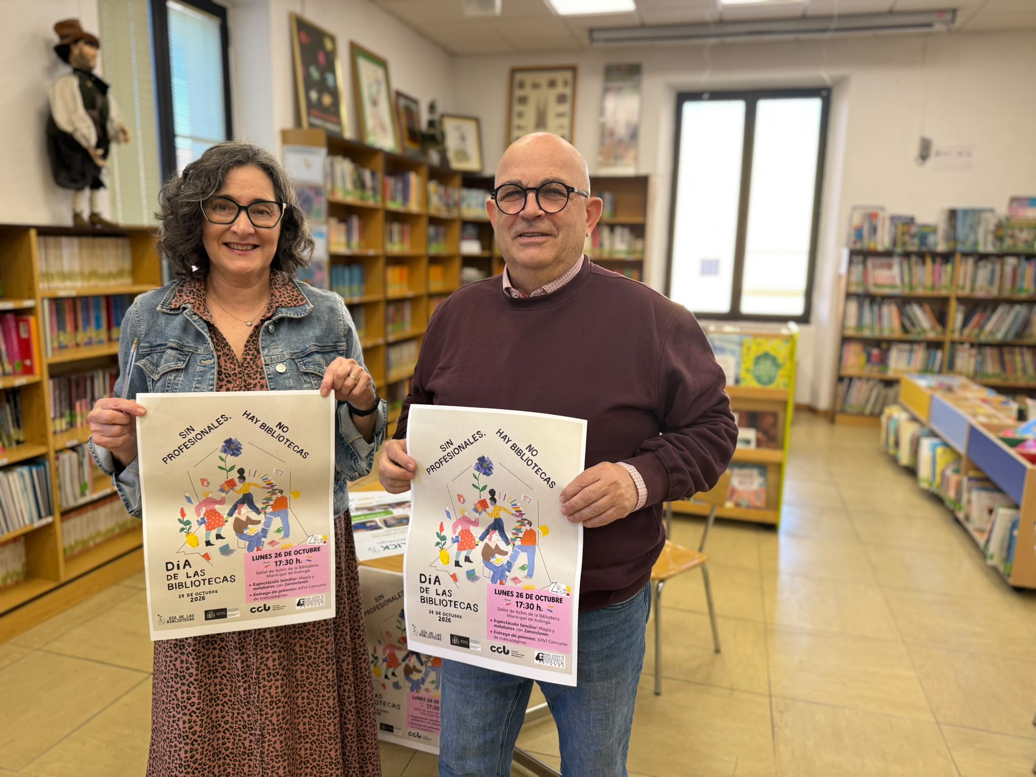 La magia y los pequeños ilustradores protagonizan el Día de las Bibliotecas en Astorga